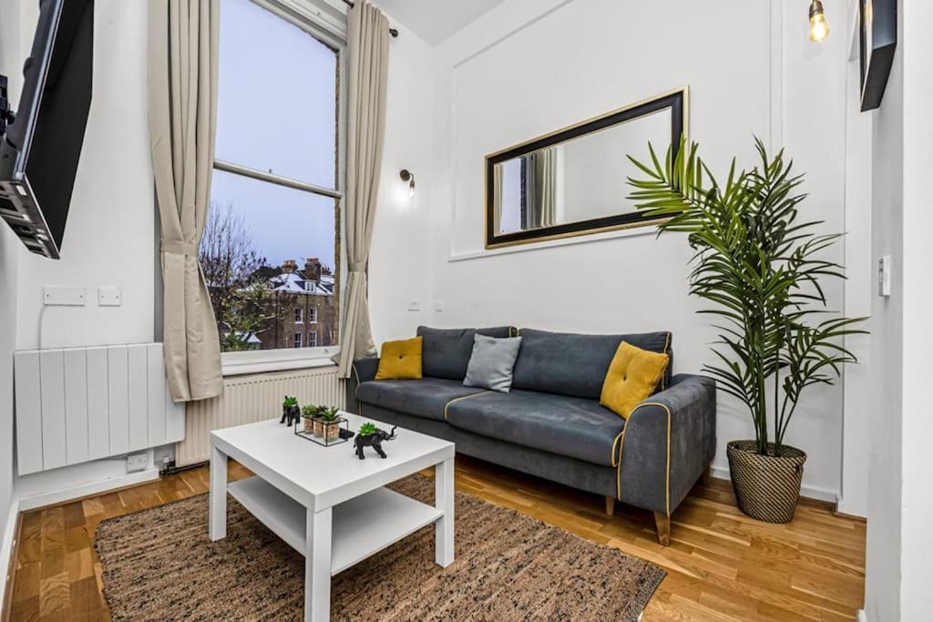 Deluxe Flat On Kentish Town Apartment London Ngoại thất bức ảnh